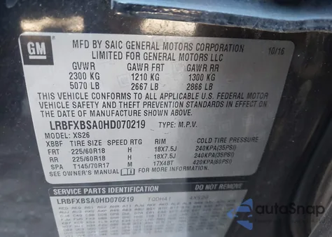 2017 Buick Envision Essence z USA, uszkodzony, nr VIN LRBFXBSA0HD070219